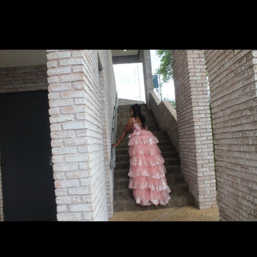 Prom dress for sell only worn once